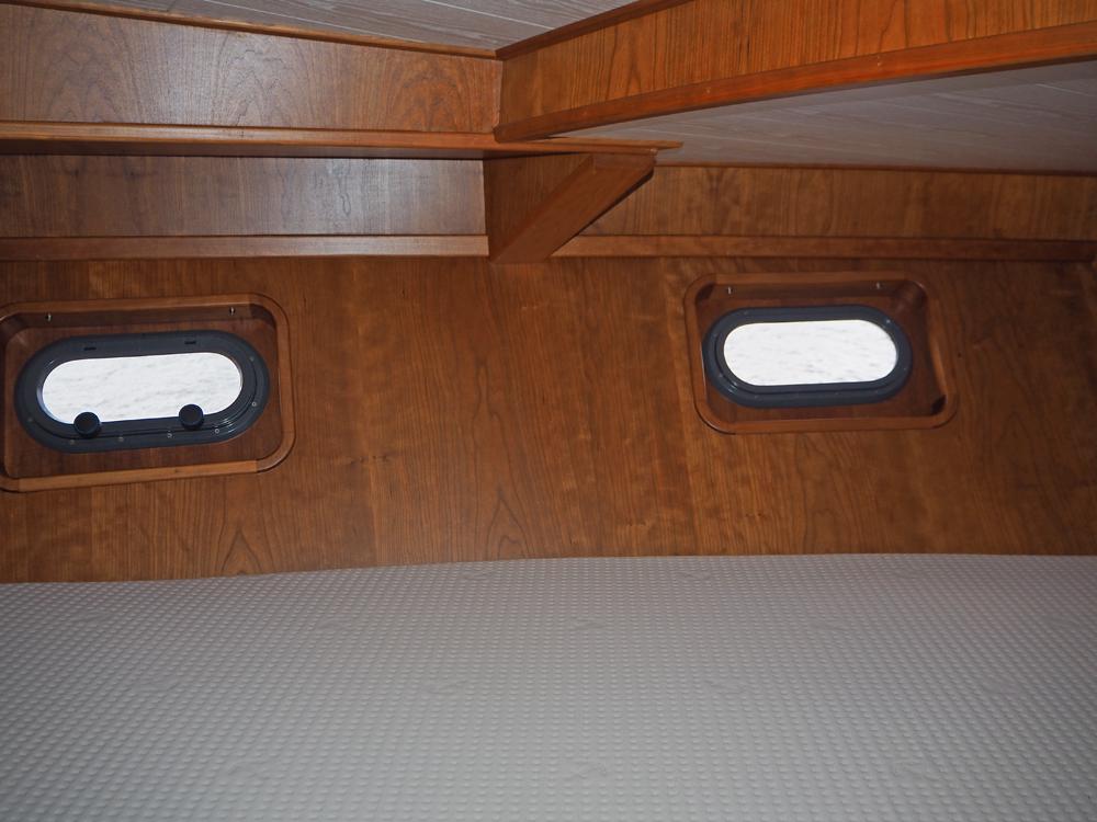 Cabin en avant, H&eacute;bergements